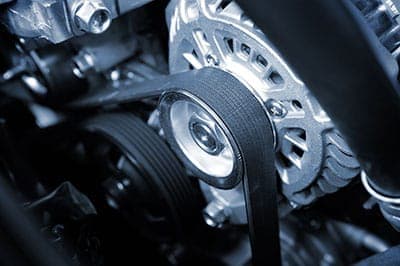 Mobile mechanic replacing a drive belt on a vehicle in Jacksonville, FL