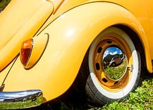 Mobile mechanic servicing a Volkswagen in Jacksonville, FL